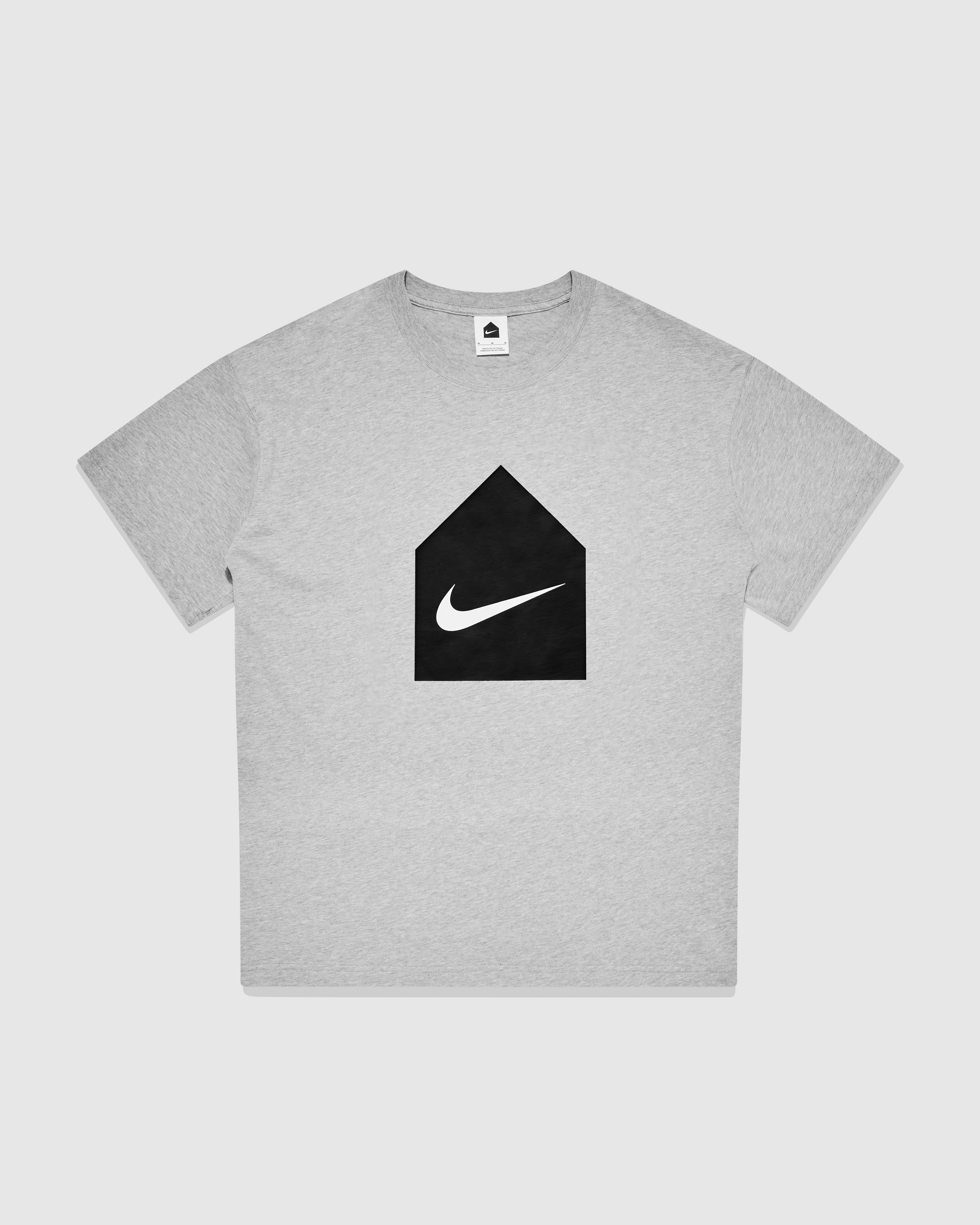 Nike dover street market t shirt hotsell